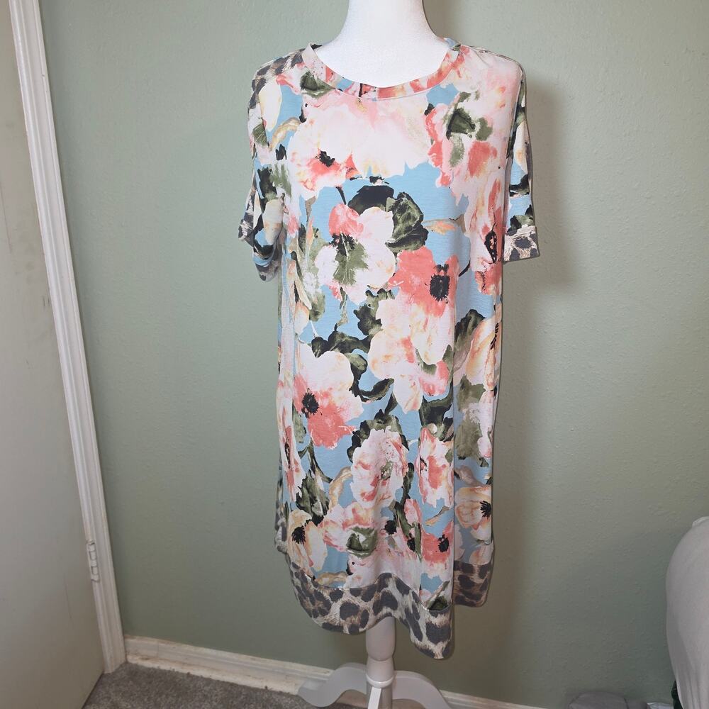 Celeste Floral T-Shirt Dress Short Sleeve Leopard Animal Print Hem Mini